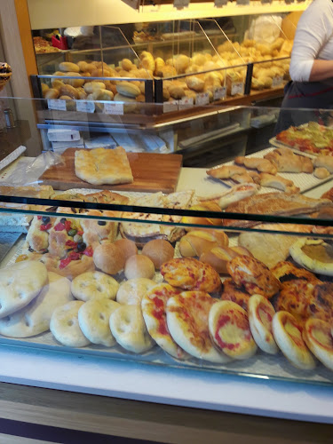 Opinii despre Panificio Vicomero Di Alfieri Paola & C. Snc în Fidenza - Ristorazione