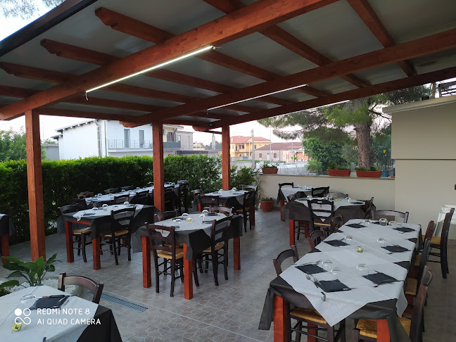 Opinii despre Pizzeria Griglieria Rosticceria "Da Francesca" în Davoli - Ristorazione