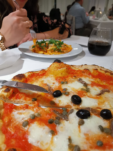 Opinii despre WHITE restaurant în Casarano - Ristorazione