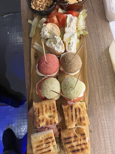 Comentarii opinii despre Willy's Pub