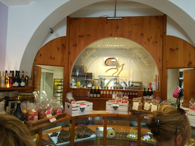 Via Giosuè Carducci, 8/10, 58015 Orbetello GR