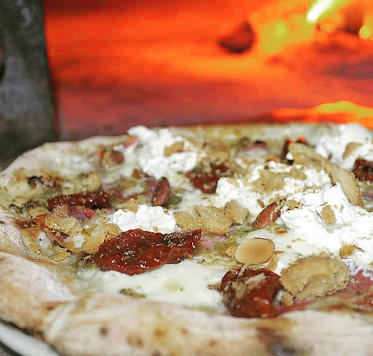 Blossoms Pub-Birreria-Pizzeria - Piano di Sorrento