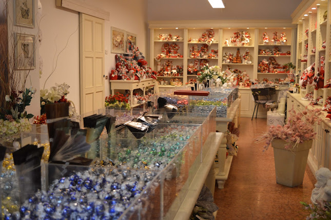 Reviews of Dolci Confezioni Lindt Villafranca in Villafranca di Verona - Ristorazione
