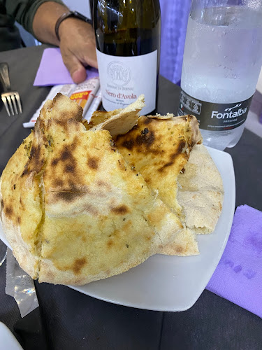 Ristorante Pizzeria ed Enoteca a Santa Teresa di Riva - Fronte Mare - Ristorazione