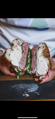 Comentarii opinii despre Thomson pub