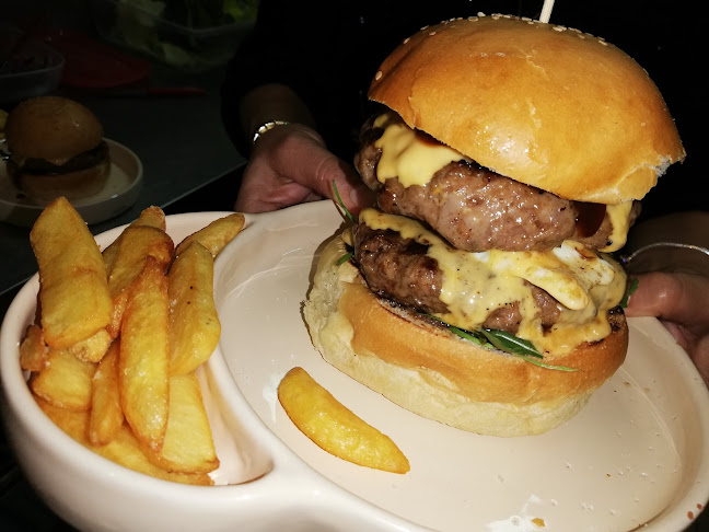 Opinii despre Monkey Food & Drink în Galatina - Ristorazione