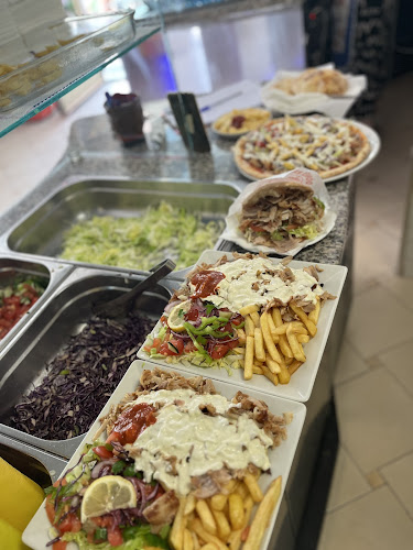 Istanbul Kebap-Pizza tortona...bar...specialita turche...consegna a domicilio - Ristorazione