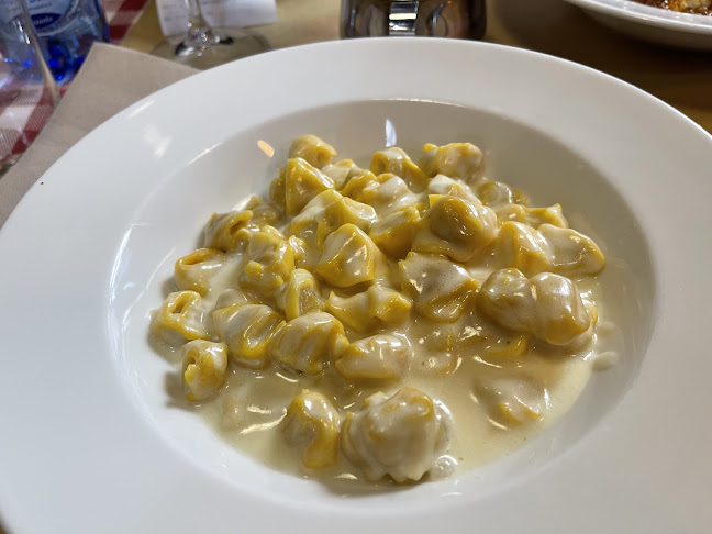 051 Osteria Piazza Maggiore - Ristorazione