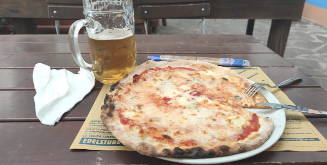 Comments and reviews of Edelstube