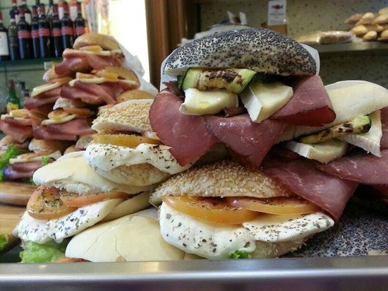 Comments and reviews of Cafe Ristorante Skorpion Bar Caldaro Sulla Strada Del Vino