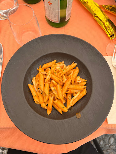 Opinii despre Trattoria Corte Fiorina în Lecco - Ristorazione