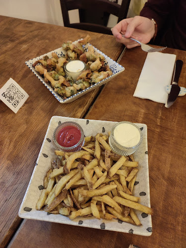 Via Cutinelli, 55, 84081 Baronissi SA