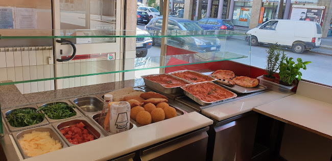 Pizzeria D'Asporto Pizza Outlet - Ristorazione