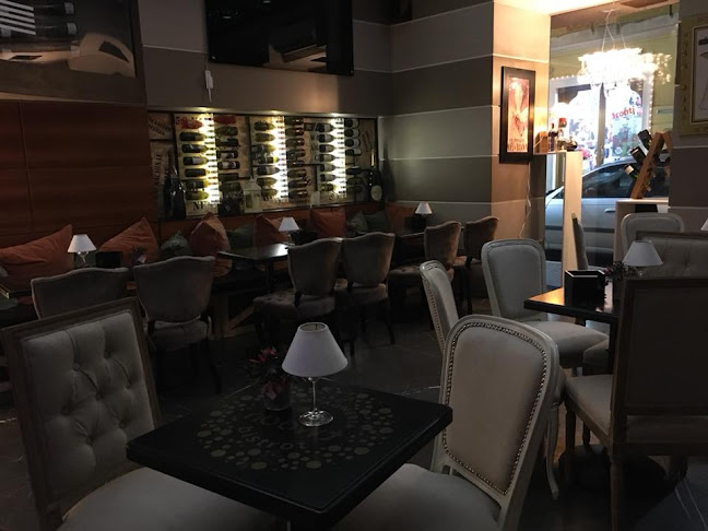 Ribò Two - Wine, Drink & Food. Aperitif Lounge. - Angri