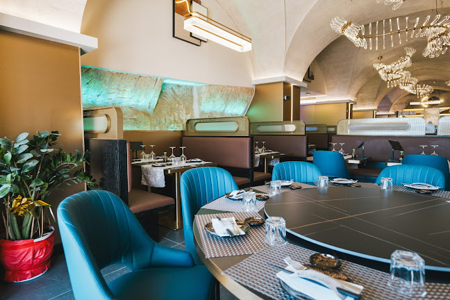 Yasaka Fusion Restaurant