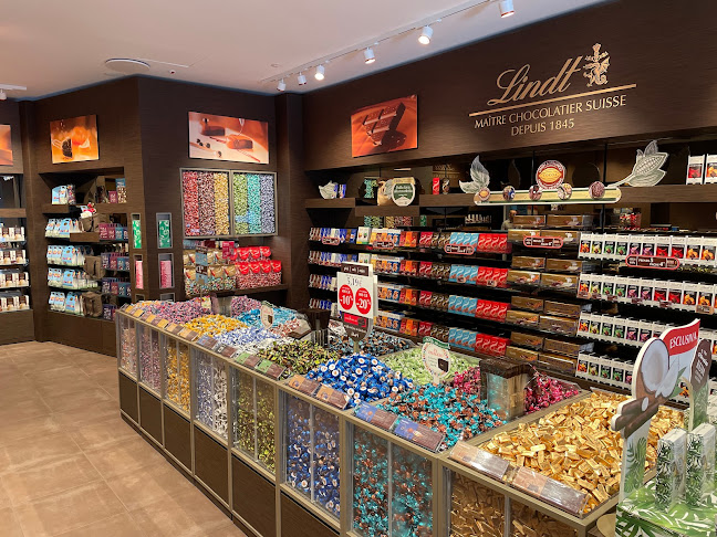 Lindt Chocolate Shop Cilento