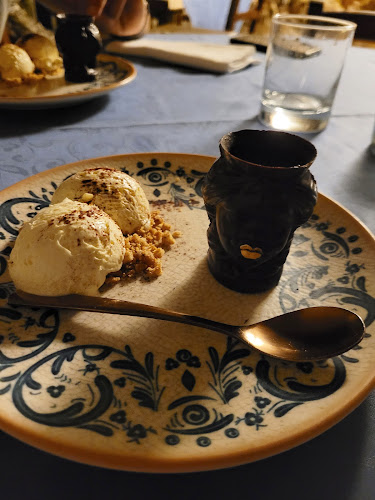 Caveau Pizzeria - Ristorazione