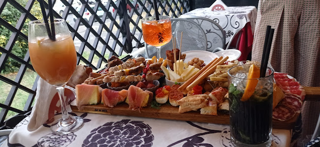 Mirò Cocktail Club & Gelateria