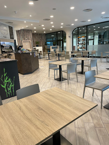 Opinii despre RISTOBAR Cristalpalace în Brescia - Ristorazione