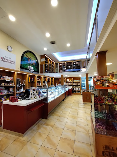 Reviews of Fabbriche Riunite Torrone di Benevento in Benevento - Ristorazione