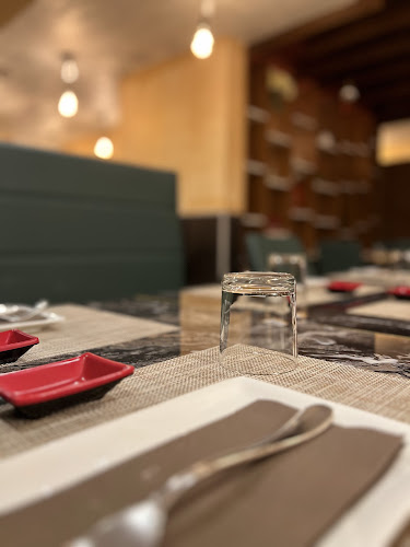 Ci troviamo accanto alla pescheria “da cesarino, Via Cesare Battisti, 5190, 74121 Taranto TA