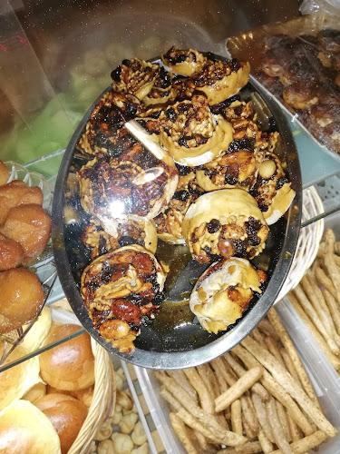 L'Emiliano Phone number