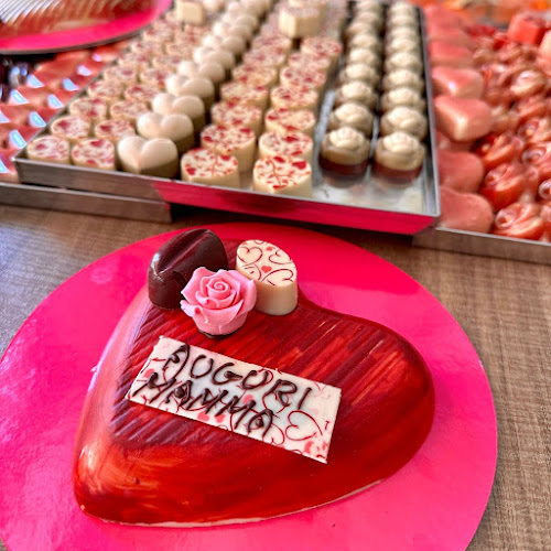 Nonna Pallina Pasticceria Gelateria Artigianale - Ristorazione