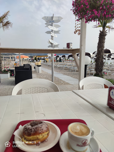 Reviews of Crystal 37 | Ristorante Pizzeria - Bar - Stabilimento Balneare in Marcelli - Ristorazione