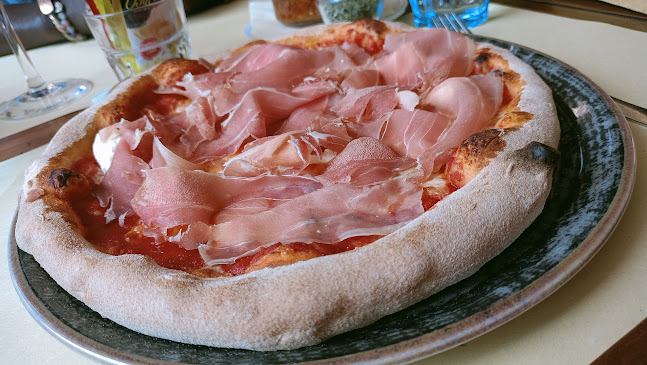 Via Gesso, 31, 37010 Cavaion Veronese VR, Italia