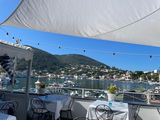 Via Porto, 98/100, 80077 Ischia NA