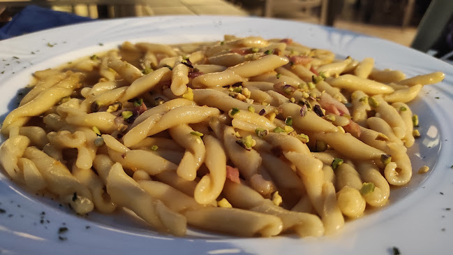 Via Ofanto, 53, 73025 Martano LE