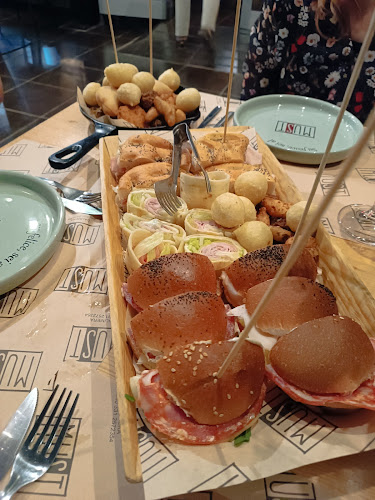 Must Wine & Food - Ristorazione