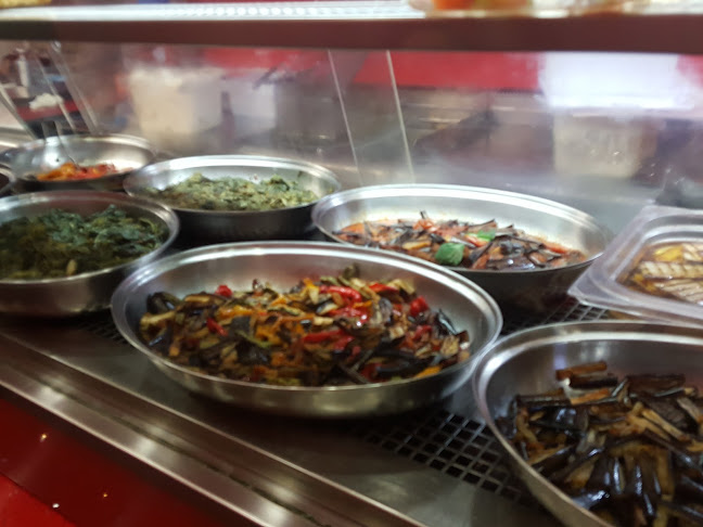 Gold Pizza Open Times