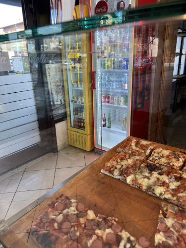 La casa della focaccia Open Times