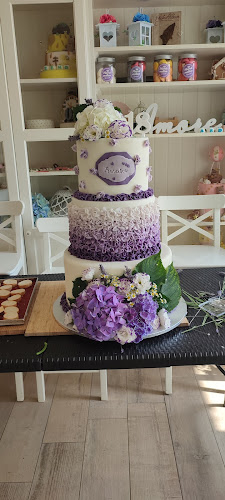 Chiaracongusto Phone number