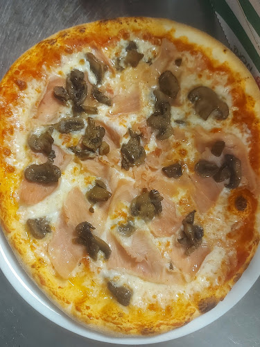 Pizzeria kebab Sharm El Sheikh Castelletto sopra Ticino - Ristorazione