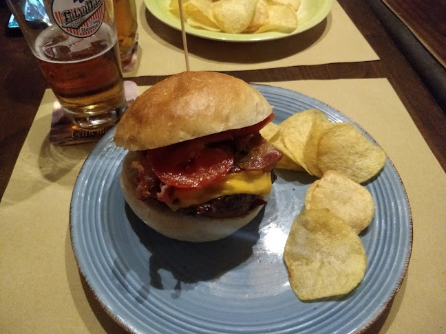 BEER HOUSE ~ IRISH PUB ~ Arcade zone - Salerno