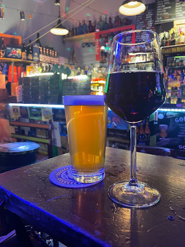 Opinii despre BEER SPOT craft pub - beer & cocktail în Firenze - Ristorazione