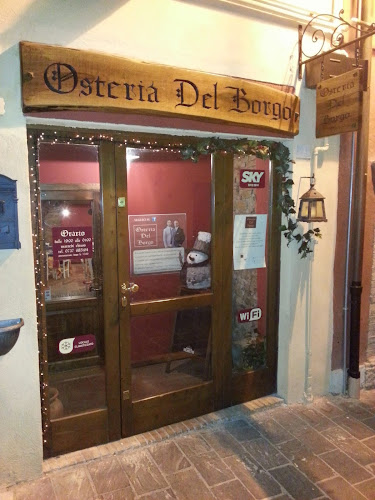 Opinii despre Osteria del Borgo în Castelraimondo - Ristorazione