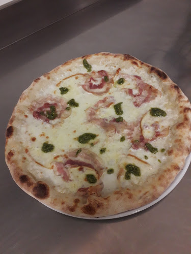 Lo Scrocchiaro Pizzeria - Tirano