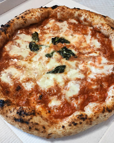 Opinii despre Bella Sofia Trattoria - Pizzeria în San Giuliano Milanese - Ristorazione