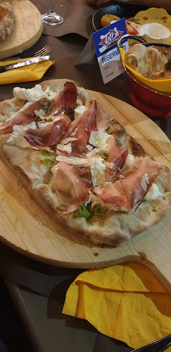 Comments and reviews of Toto's Viterbo