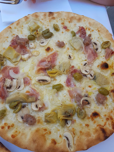 Bar Caffè Giuliani - Ristorante - Pizzeria - Aperitivi - Rooms - Ristorazione