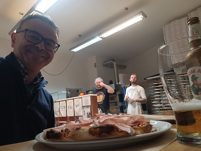 Tabacchi/Ristorante/Pizzeria "Bèla Ugo"