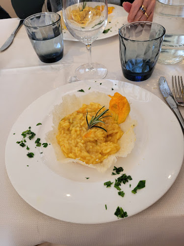 Henry's House - Ristorazione