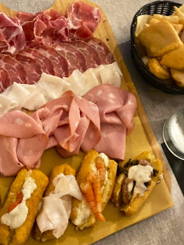 Reviews of VENTUNESIMA STREET in Novara - Ristorazione
