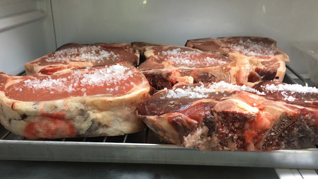 Opinii despre Antica Macelleria e Salumeria Cappelletti în Mori - Ristorazione