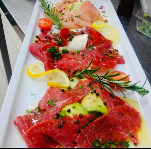 Via Gianfilippo Usellini, 341, 00125 Roma RM