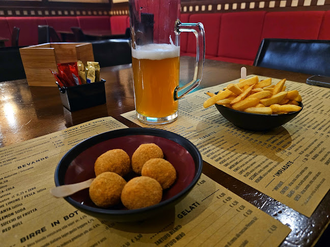 Marasma Pub
