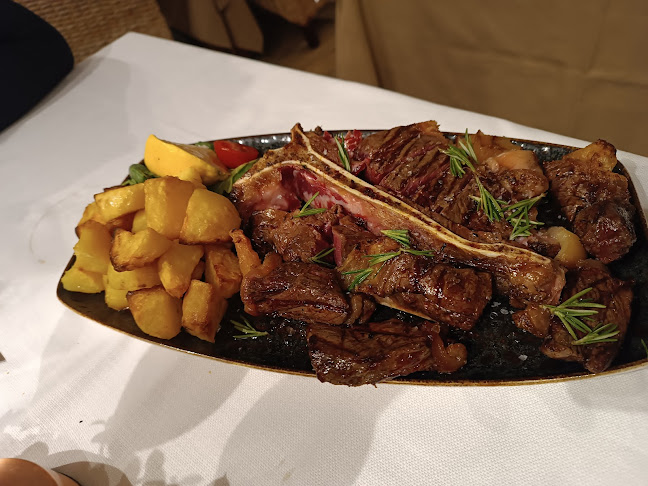 Via Gianfilippo Usellini, 341, 00125 Roma RM